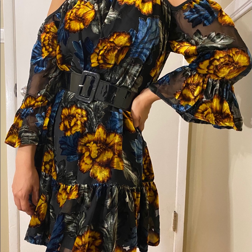 Forever 21 velvet floral dress